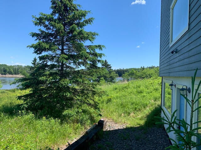 Property Photo:  60 U.s. Rte 1  ME 04691 