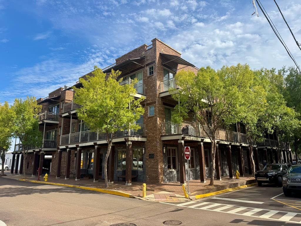 Property Photo:  1100 207 Tyler Avenue  MS 38655 