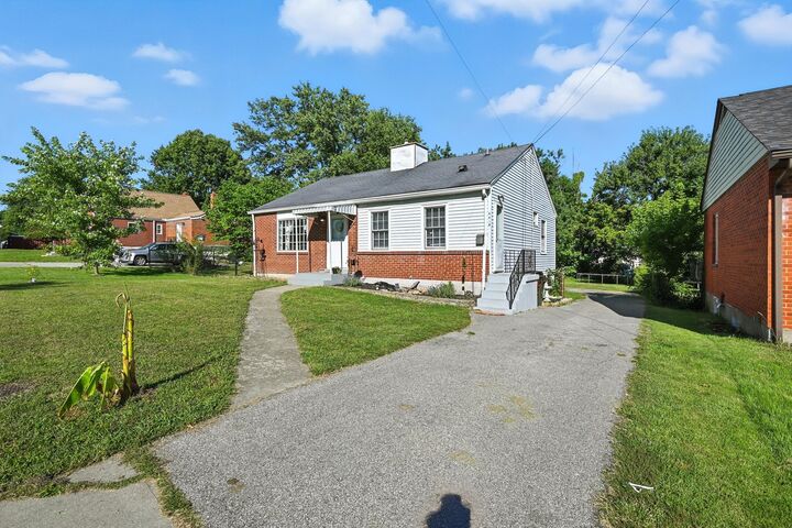 Property Photo: 4418 Maple Avenue KY 41018