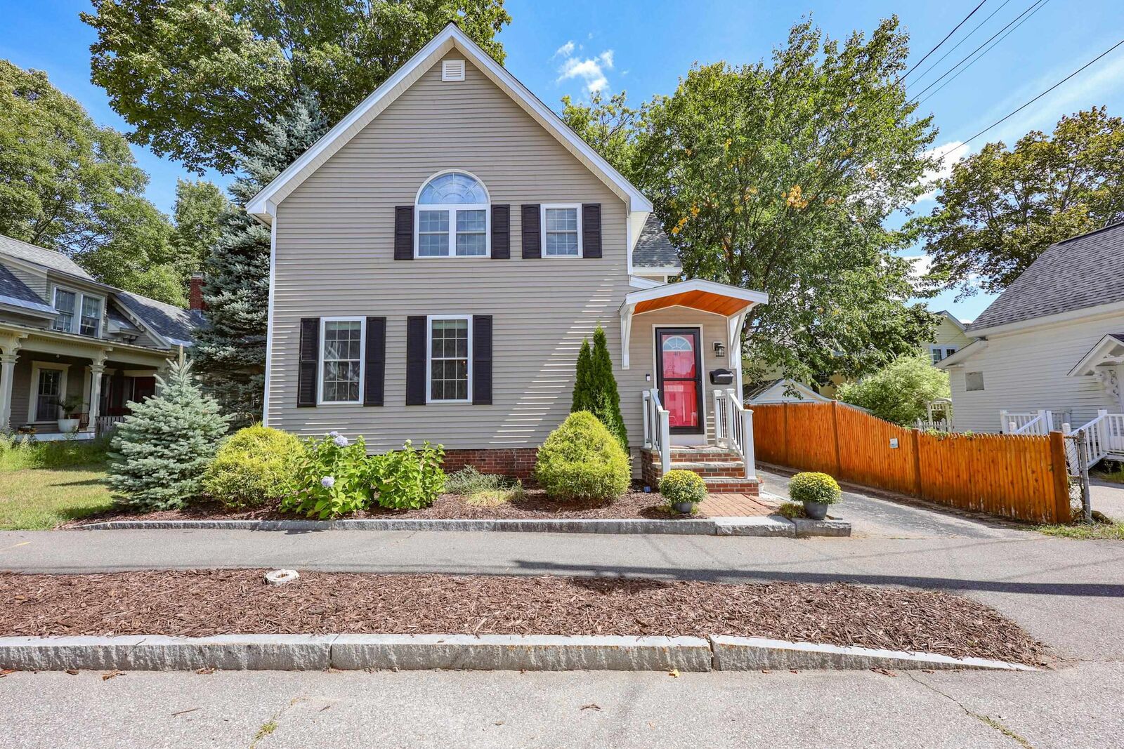 Property Photo:  40 Lyndon Street  NH 03301 