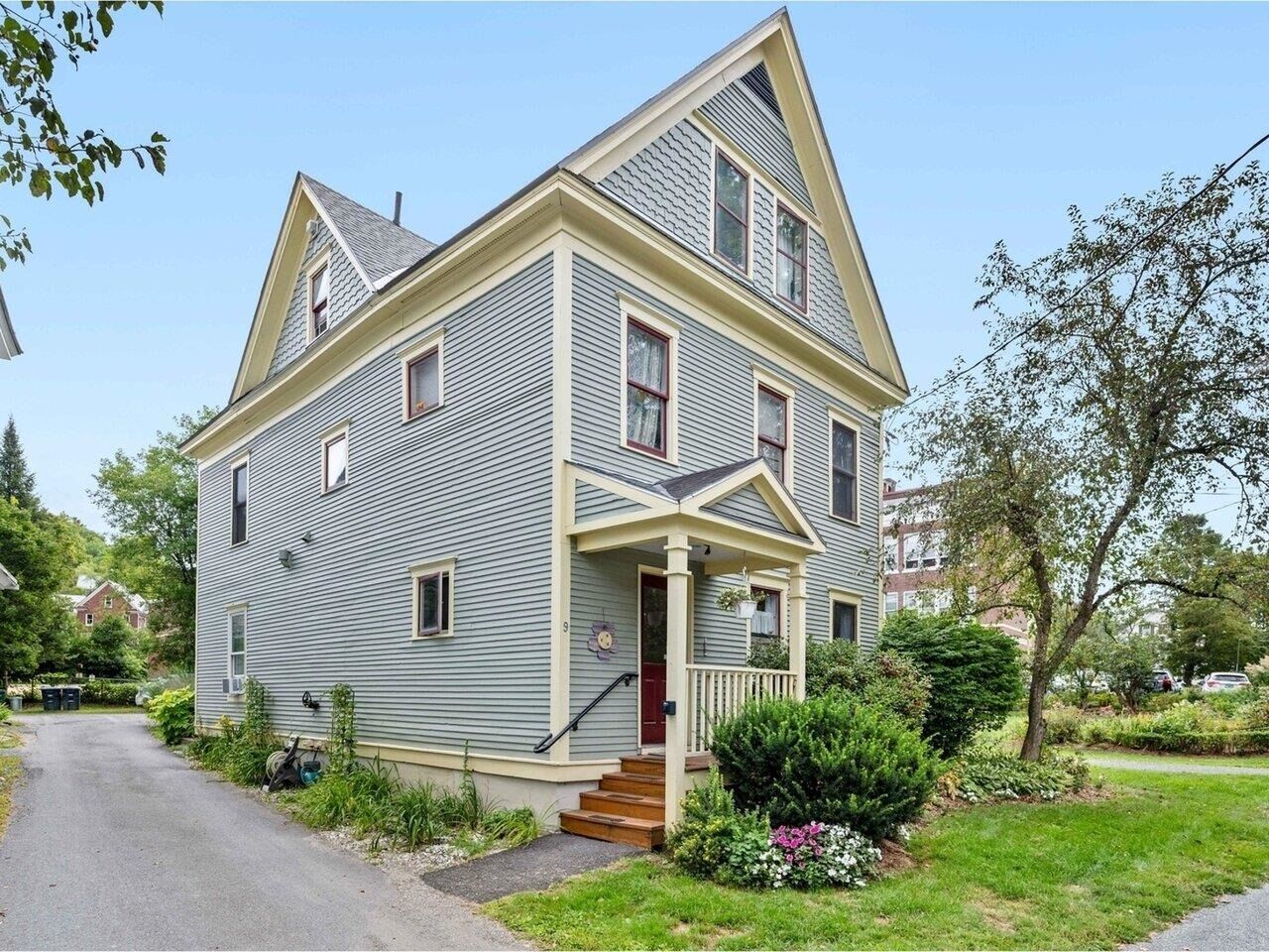 Property Photo: 9 Franklin Street VT 05602