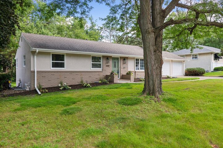 Property Photo: 6209 Halifax Avenue S MN 55424
