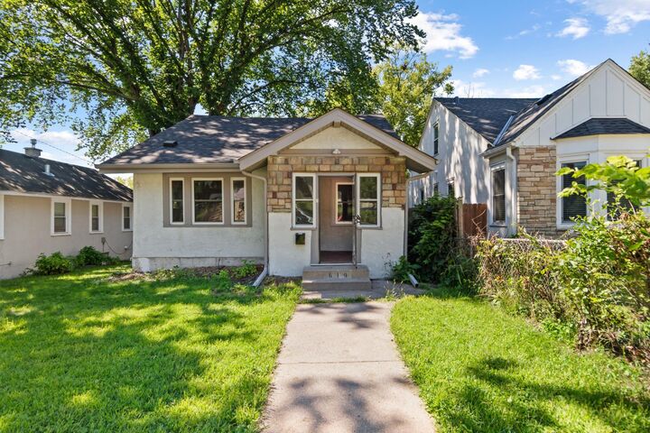 819 Sheridan Avenue N  Minneapolis MN 55411 photo