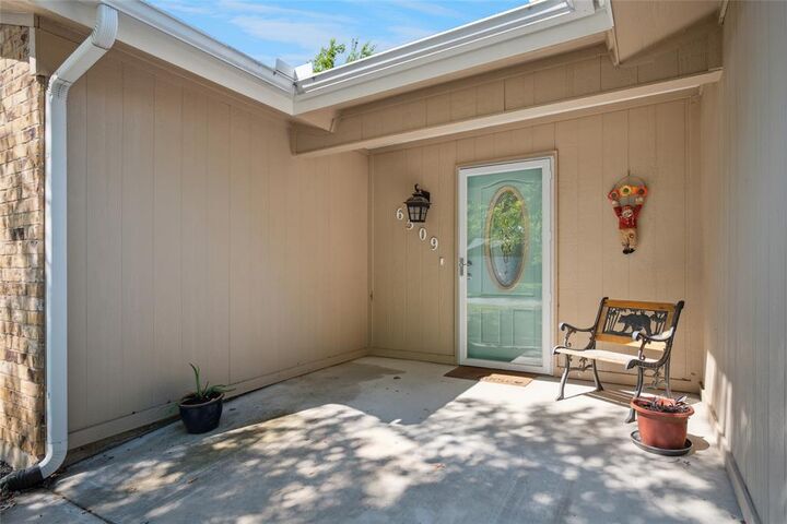 Property Photo: 6509 Paula Court TX 76182