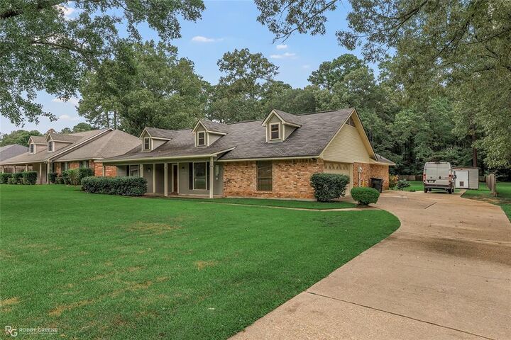 Property Photo:  5610 Kenilworth Circle  LA 71129 