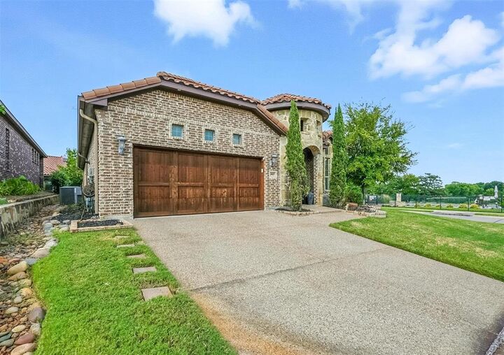 Property Photo:  3017 Montebello Drive  TX 76210 