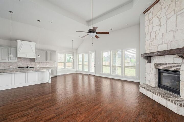 Property Photo: 1610 Winchester Drive TX 75078