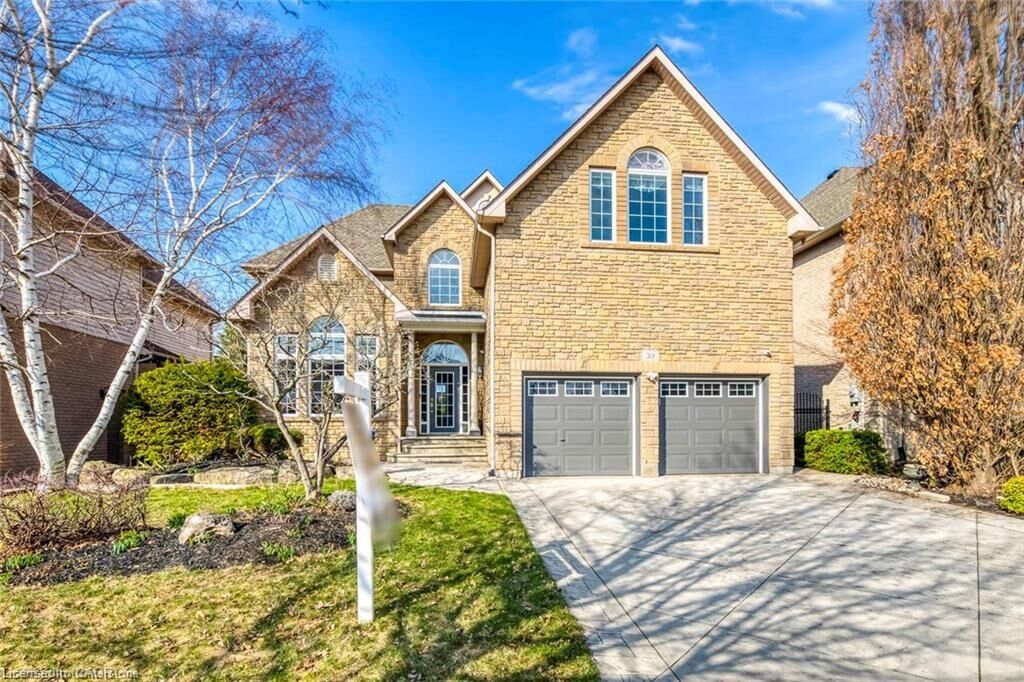 Photo de la propriété: 39 Thoroughbred Boulevard ON L9K 1M3