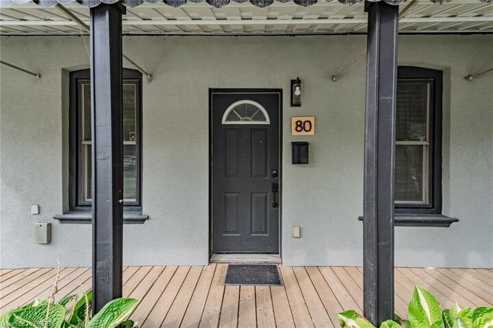 Photo de la propriété:  80 West River Street  ON N3L 2V1 