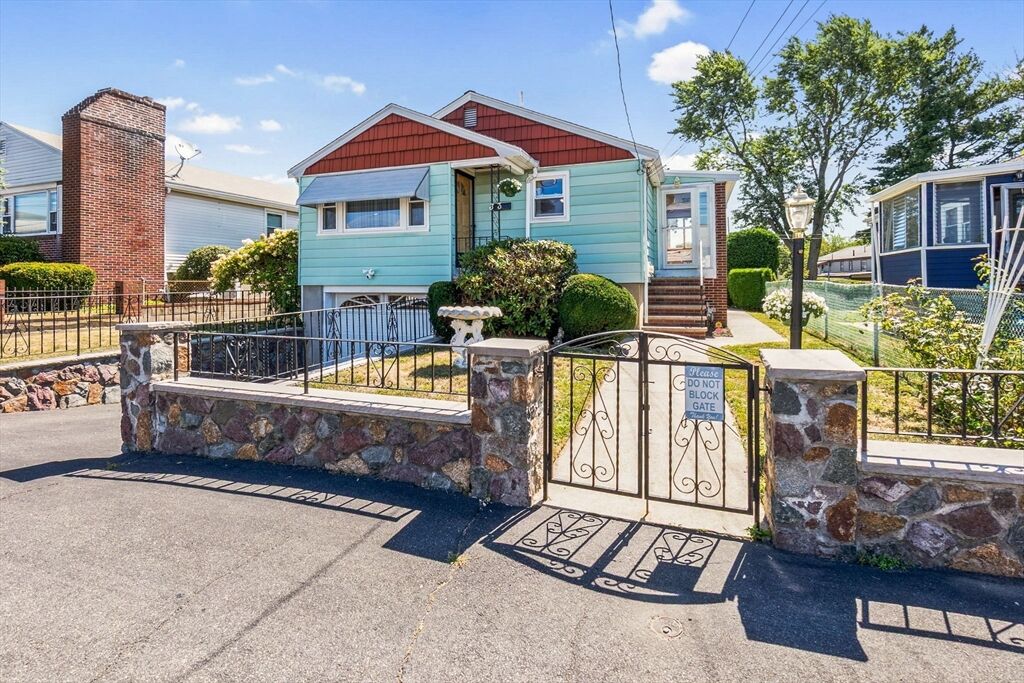 Property Photo:  33 Lantern Rd  MA 02151 
