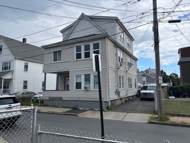 19 Heath St  Everett MA 02149 photo