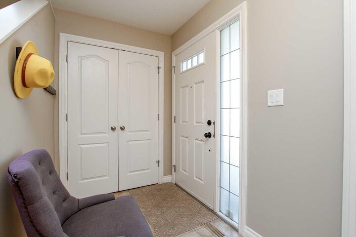 Property Photo: 26 Windermere Close AB T4N 2J8