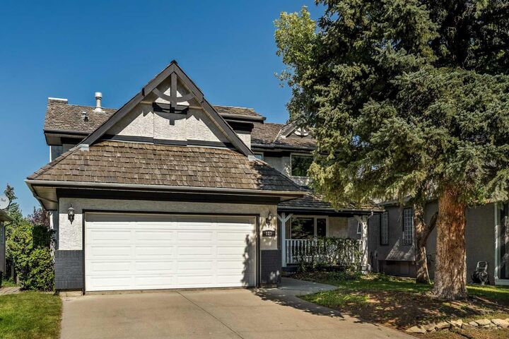 Property Photo: 123 Scenic Park Crescent NW AB T3L 1S2