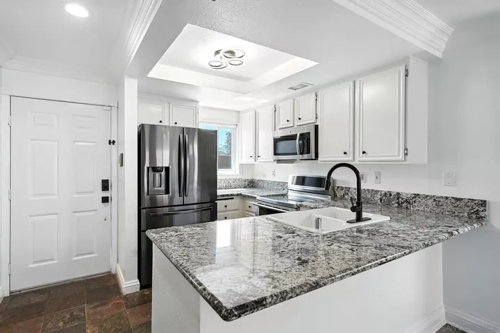 Property Photo:  2256 Kings View Circle  CA 91977 