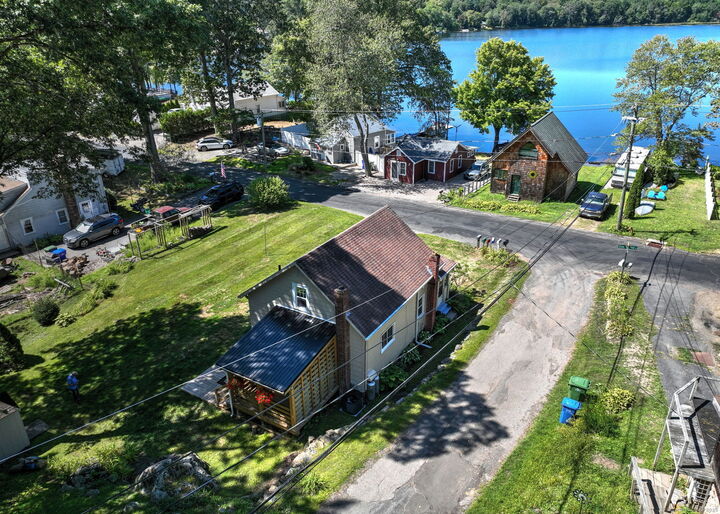 Property Photo: 101 Great Hill Pond Road CT 06480