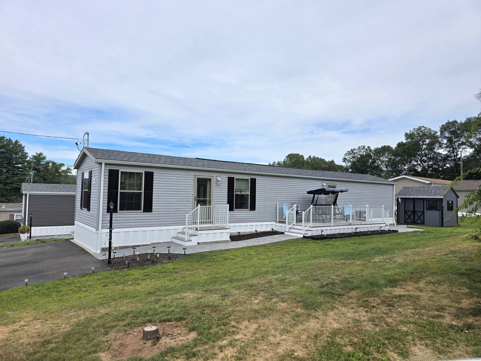 Property Photo:  9 South Road  CT 06489 