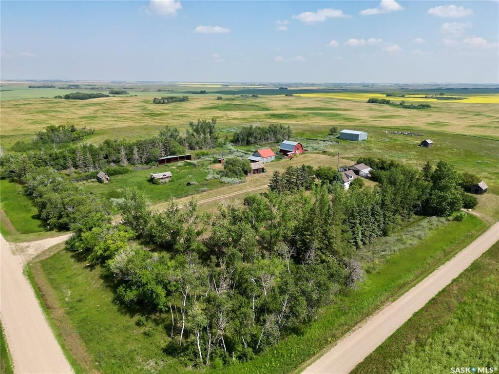 Property Photo: Rural Address SK S0G 1J0