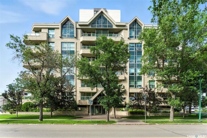 303 5th Avenue N 401  Saskatoon SK S7K 2P6 photo