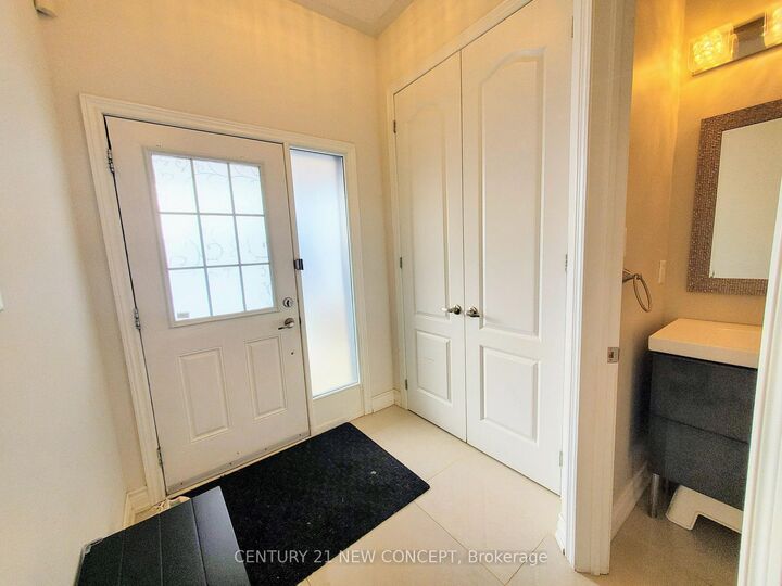 Property Photo: 210 Lauderdale Drive ON L6A 0S4