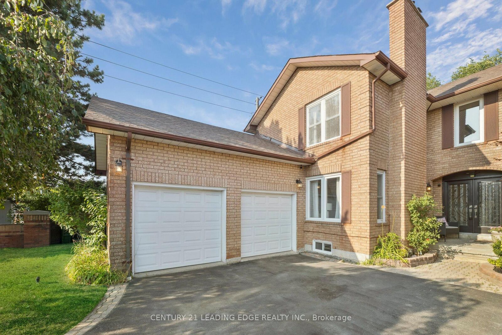 Property Photo:  25 Strawberry Hills Drive  ON M1V 3X9 