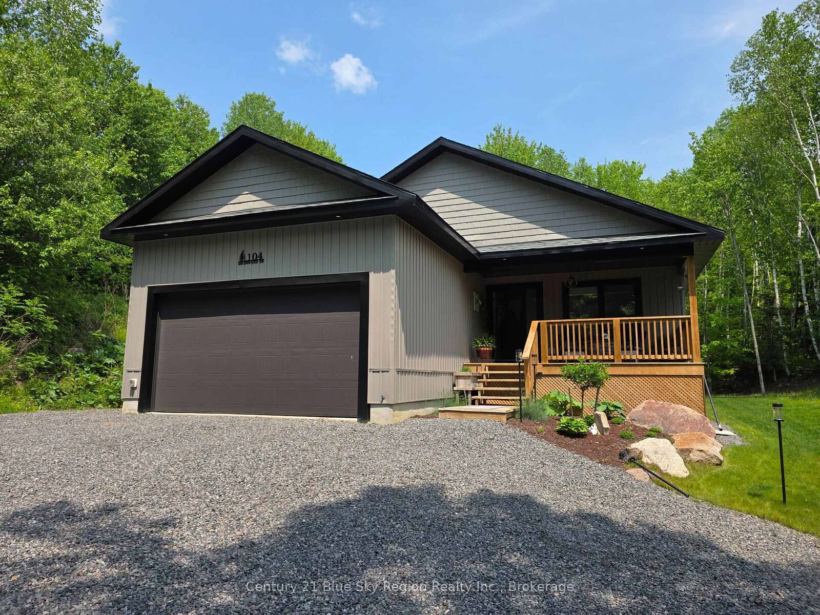 Property Photo:  104 Greenwood Drive  ON P0H 1E0 