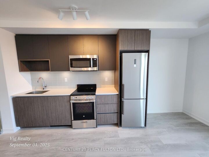 Photo de la propriété: 801 The Queensway Avenue 205 ON M8Z 1N4