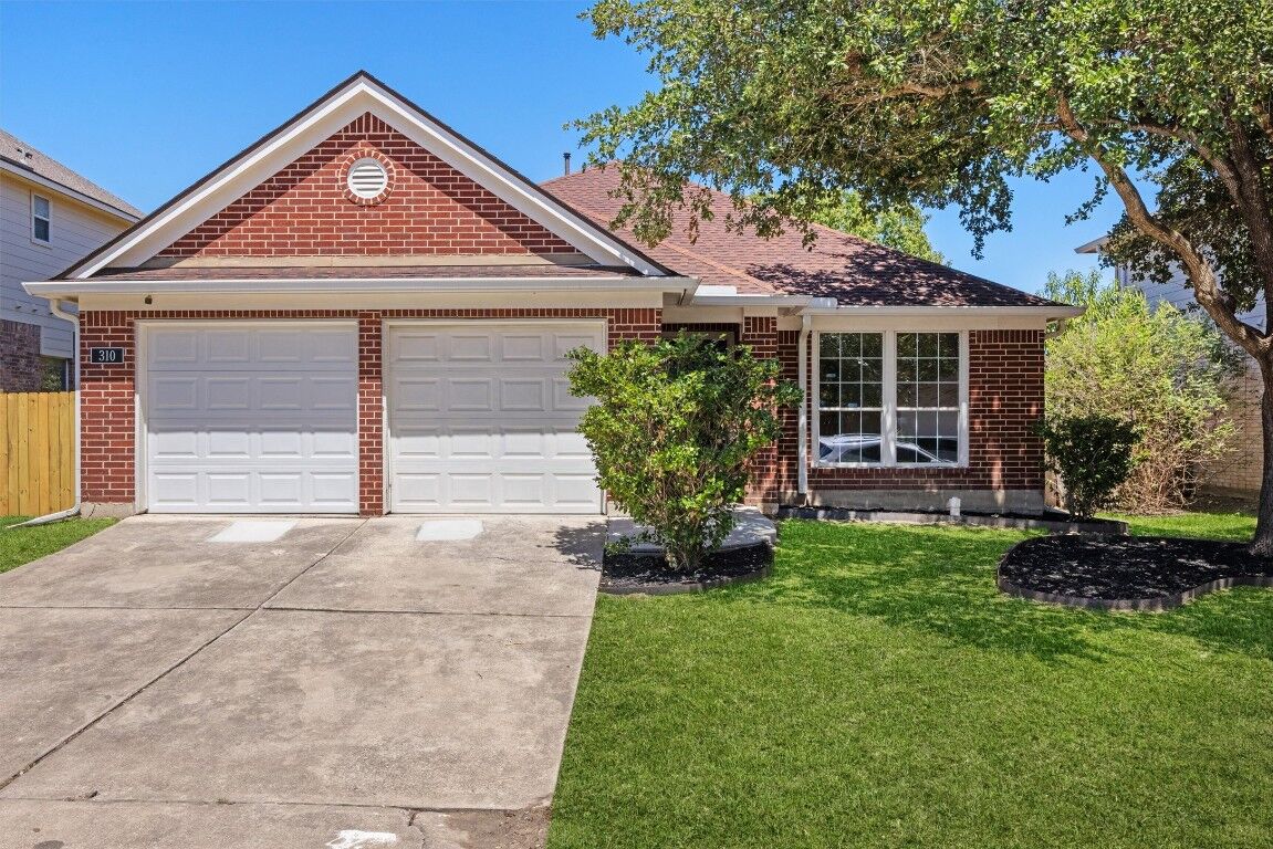 Property Photo: 310 Spring Drive TX 78640