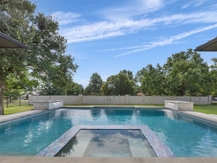 Property Photo:  108 Fishspear Lane  TX 78628 