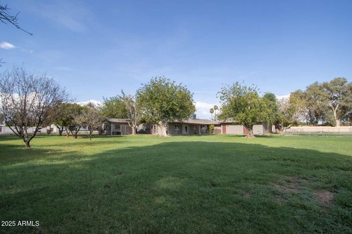 Property Photo:  2975 E Campbell Road  AZ 85234 