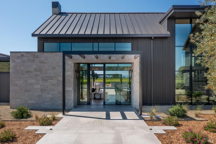 Property Photo: 1288 Oak Knoll Avenue CA 94558