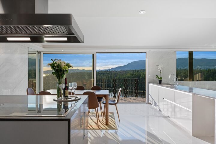 Photo de la propriété: 845 Chilco Street 1501 BC V6G 2R2