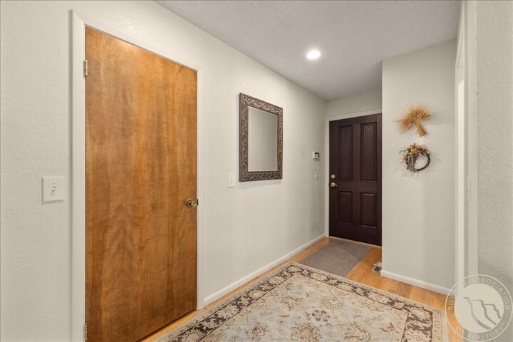 Property Photo: 1803 Forest Park Dr MT 59102