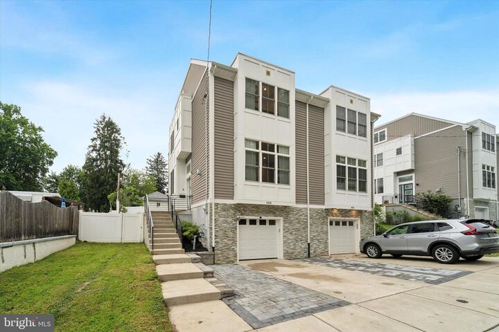 488 Evergreen Avenue  Philadelphia PA 19128 photo