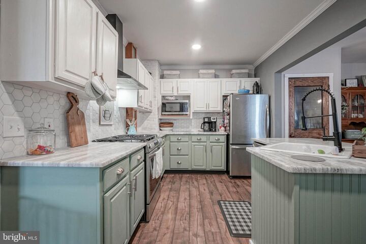 Property Photo: 218 Walnut Street NJ 08106
