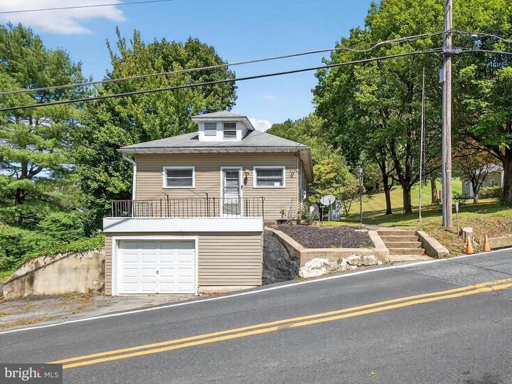 Property Photo: 325 Church Road PA 19540