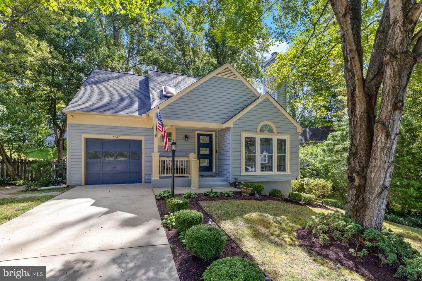 Property Photo: 15062 Lindenberry Lane VA 22025