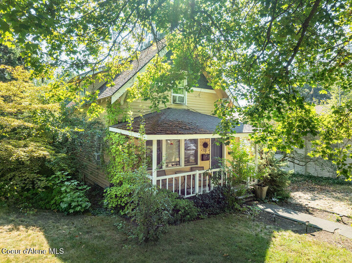 Property Photo: 718 N Government Way ID 83814