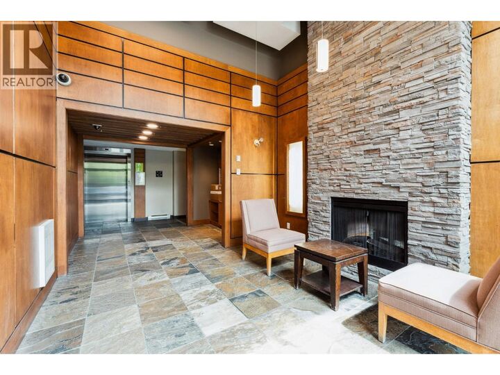 Photo de la propriété:  4723 Dawson Street 410  BC V5C 0A7 