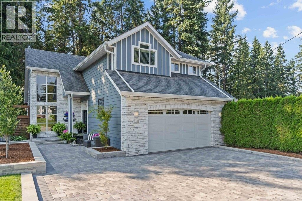 Property Photo:  3220 28 Avenue Northeast  BC V1E 3G1 