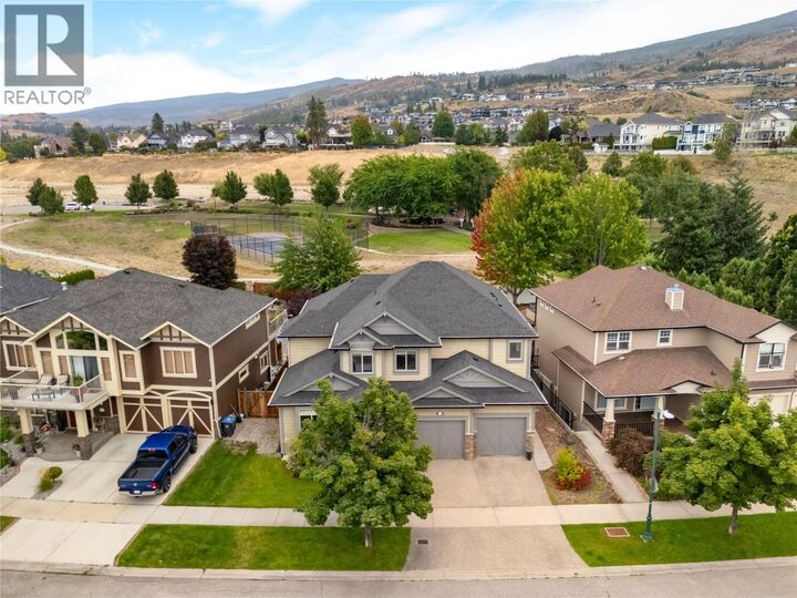Photo de la propriété:  353 Quilchena Drive  BC V1W 4V3 