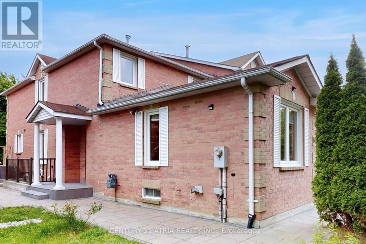 Property Photo: 60 Steepleview Crescent ON L4C 9R3