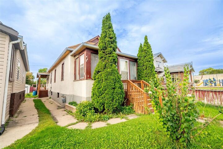 Photo de la propriété: 628 Flora Avenue MB R2W 0S5