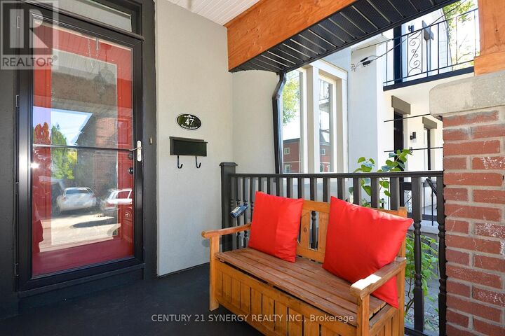 Photo de la propriété: 47 Roslyn Avenue ON K1S 4W2