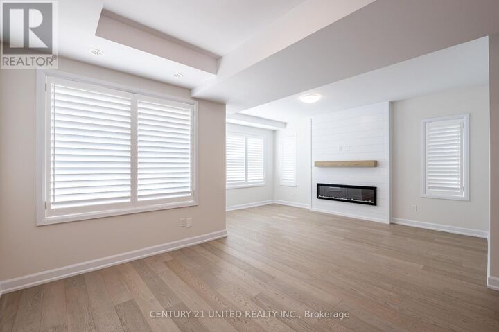 Property Photo: 313 Mullighan Gardens ON K9K 0G3