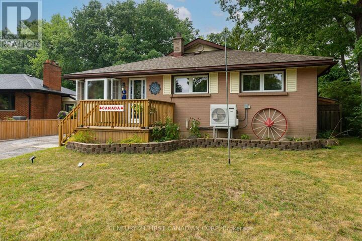 Photo de la propriété: 5 Strathcona Drive ON N5W 1P7