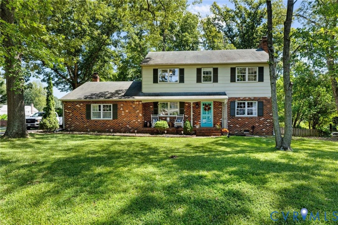 Property Photo:  4825 Stornoway Drive  VA 23234 