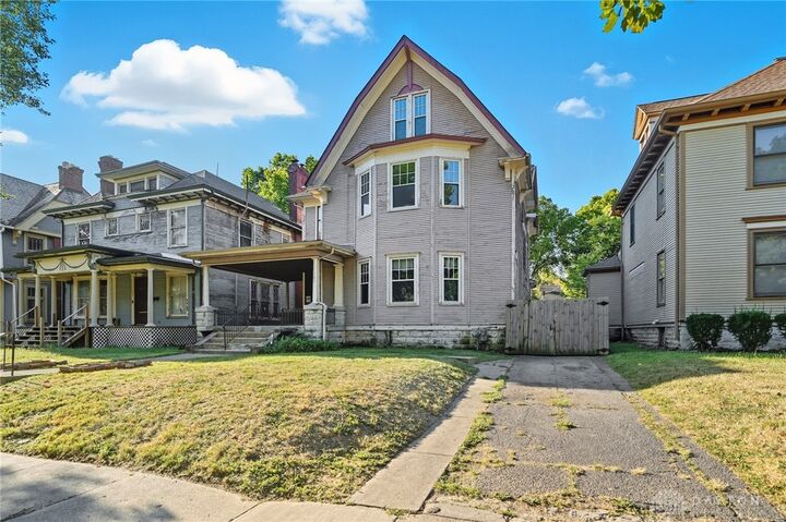 Property Photo: 162 Lexington Avenue OH 45402