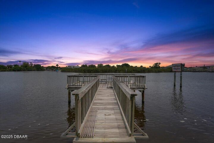 Property Photo: 350 Lambert Avenue FL 32136