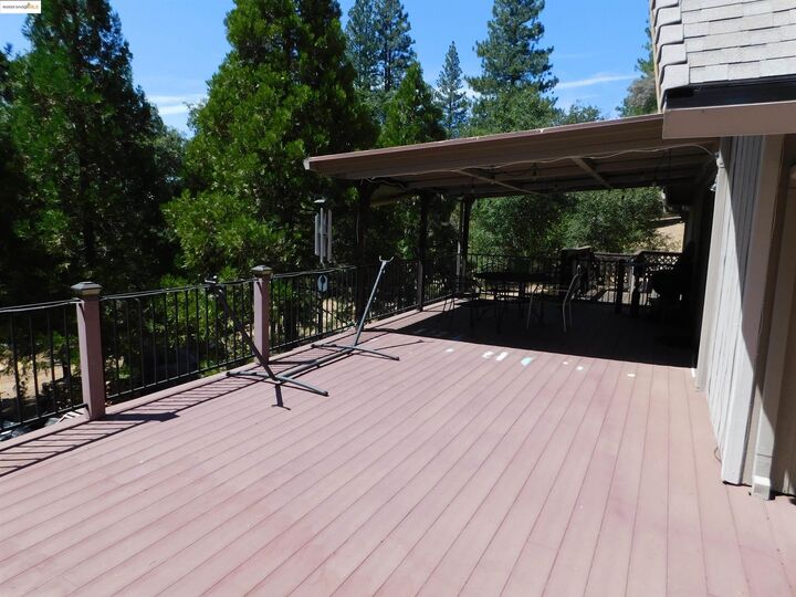 Property Photo:  20704 Point View  CA 95321 