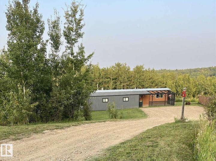 Property Photo: 54228 Rge Road 12 5 AB T0E 1V2